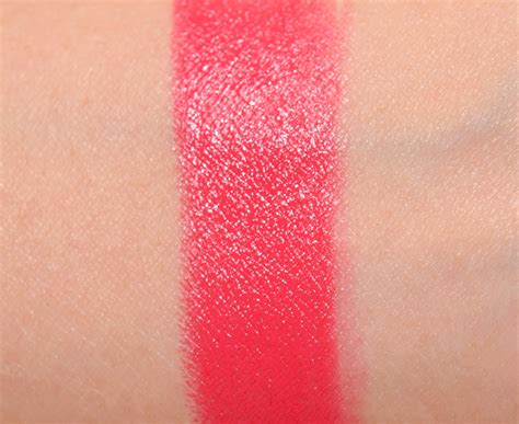 maglietta givenchy leone|Givenchy Magnolia Organza (301) Le Rouge Review & Swatches .